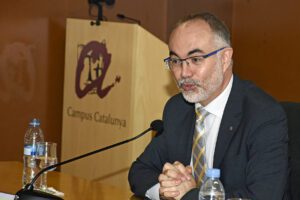 Arcadi Navarro